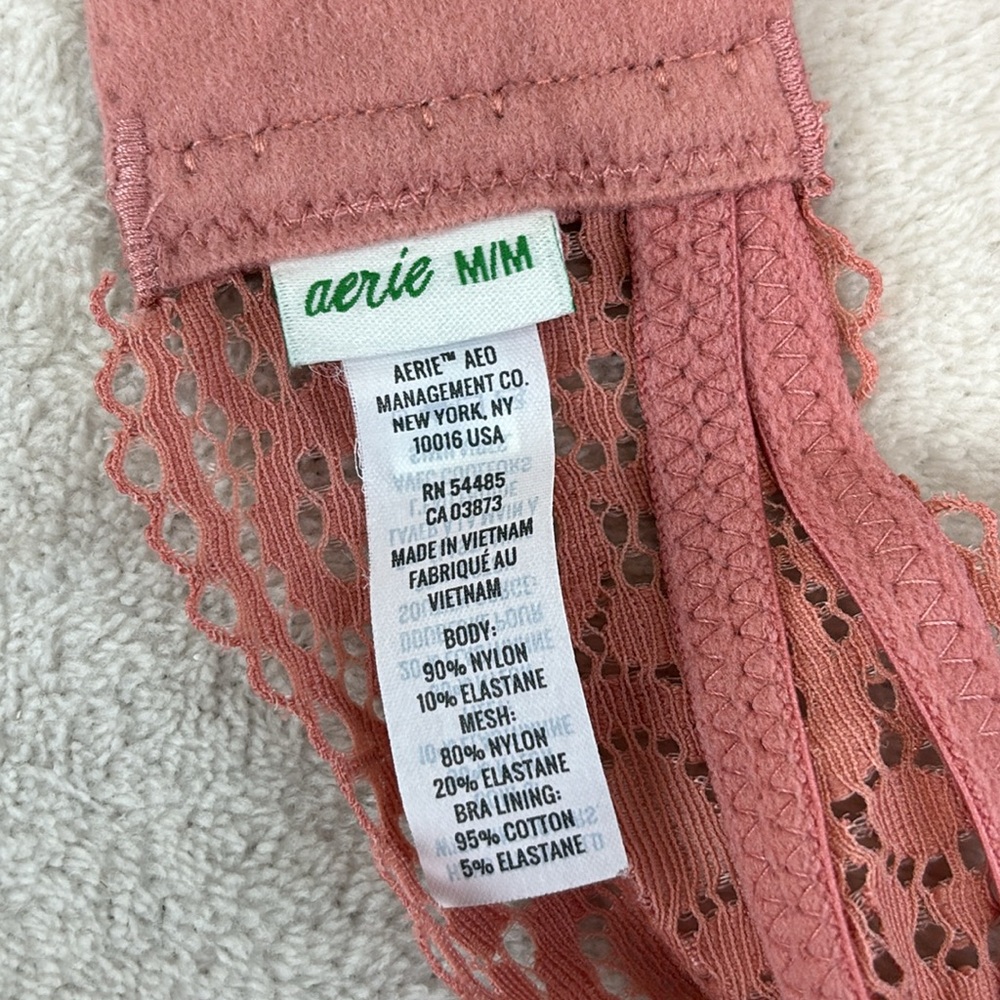 AERIE Pink Lace Padded Halter Bralette Size Medium - Picture 3 of 3